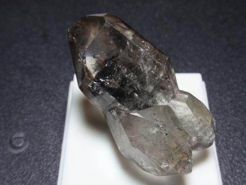 Cuarzo (variedad cristal de roca)<br />La Cabaña, Valdelmar, zona minera de Berbes, Berbes, Ribadesella, Comarca Oriente, Principado de Asturias (Asturias), España<br />45x20 mm<br /> (Autor: Ignacio)
