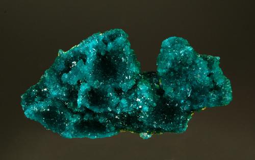 Dioptase<br />Ntola Mine, Mindouli, Mindouli District, Pool Department, Republic of the Congo<br />3.2 cm x 5.7 cm<br /> (Author: Michael Shaw)