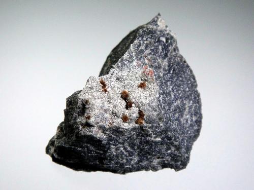 Tuperssuatsiaita<br />Aris Quarries, Aris, Windhoek District, Khomas Region, Namibia<br />4 x 4 cm.<br /> (Autor: Antonio P. López)