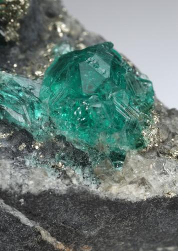 Beryl (variety emerald), Pyrite, Calcite<br />Chivor mining district, Municipio Chivor, Eastern Emerald Belt, Boyacá Department, Colombia<br />36mm x 45mm x 37mm, xls=13 & 5mm<br /> (Author: Fiebre Verde)