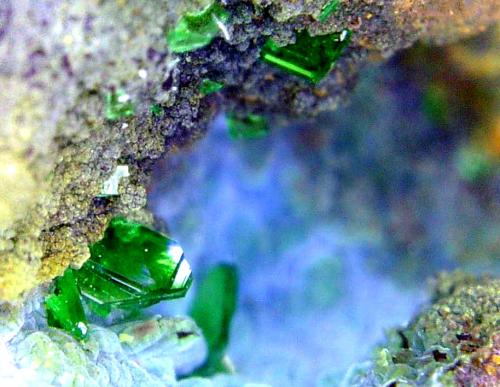 Torbernita<br />Trapero Mine, Cardeña, Comarca Los Pedroches, Córdoba, Andalusia, Spain<br />Campo de visión 6 mm.<br /> (Autor: Antonio P. López)