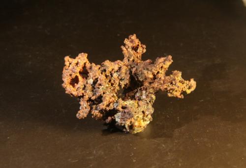 Copper with Calcite<br />La Farola Mine, Cerro Pintado, Las Pintadas District, Tierra Amarilla, Copiapó Province, Atacama Region, Chile<br />58mm x 42mm x 40mm<br /> (Author: Firmo Espinar)