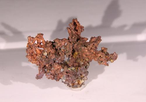 Copper with Calcite<br />La Farola Mine, Cerro Pintado, Las Pintadas District, Tierra Amarilla, Copiapó Province, Atacama Region, Chile<br />58mm x 42mm x 40mm<br /> (Author: Firmo Espinar)
