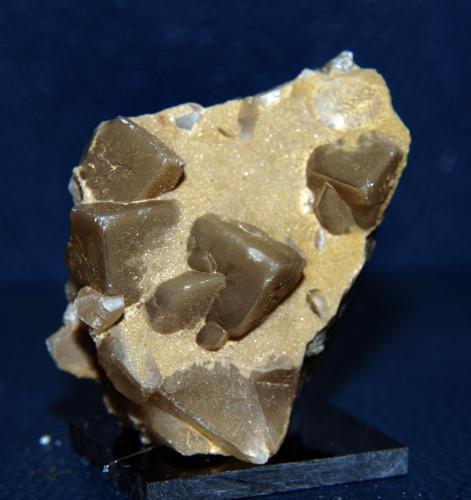 Calcita<br />Ojós, Comarca Valle de Ricote, Región de Murcia (Murcia), España<br />4 x 3.5 cm<br /> (Autor: Pedro Antonio)