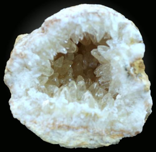 Calcita<br />Imintanout, Provincia Chichaoua, Región Marrakech-Safi, Marruecos<br />108 x 99 x 60 mm<br /> (Autor: José Luis Zamora)