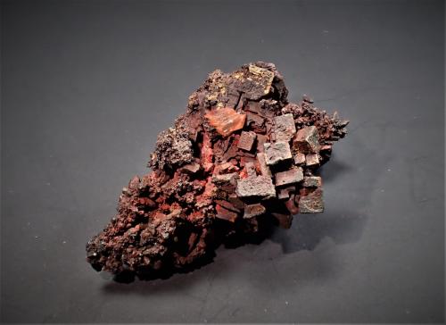 Copper, Calcite<br />Onganja (Emke) Mine, Helen Farm 235, Onganja mining area, Seeis, Windhoek District, Khomas Region, Namibia<br />41 mm x 27 mm x 21 mm<br /> (Author: Don Lum)