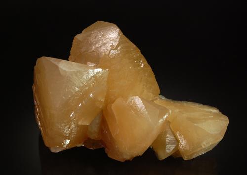 Calcite<br />Tsumeb Mine, Tsumeb, Otjikoto Region, Namibia<br />6.4 cm x 7.5 cm x 11.2 cm<br /> (Author: Michael Shaw)