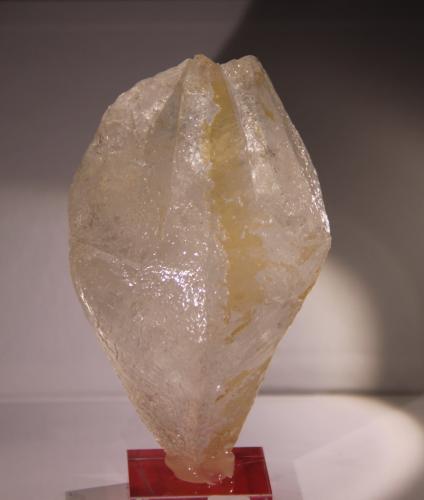 Calcite<br />María Jesús Mine (Lobeto Mine), Sol Viejo, Cabanzón, Herrerías, Comarca Saja-Nansa, Cantabria, Spain<br />65mm x 115mm x 52mm<br /> (Author: Firmo Espinar)