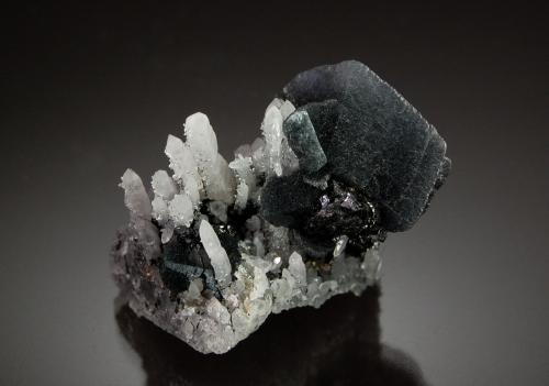 Calcite and Quartz<br />Herja Mine, Chiuzbaia, Baia Sprie, Maramures, Romania<br />2.5 cm x 2.9 cm<br /> (Author: Michael Shaw)