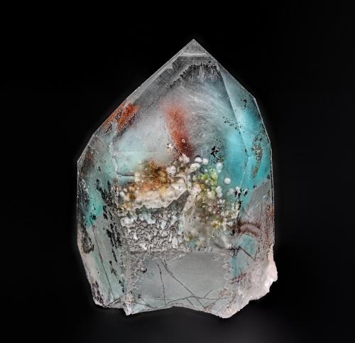 Quartz, Ajoite, Hematite, Copper<br />Messina Mine, Musina (Messina), Vhembe District, Limpopo Province, South Africa<br />3.5 x 2.5 cm<br /> (Author: am mizunaka)