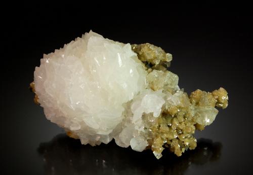 Calcite<br />Boldut Mine, Cavnic mining area, Cavnic, Maramures, Romania<br />5.1 cm x 8.5 cm<br /> (Author: Michael Shaw)
