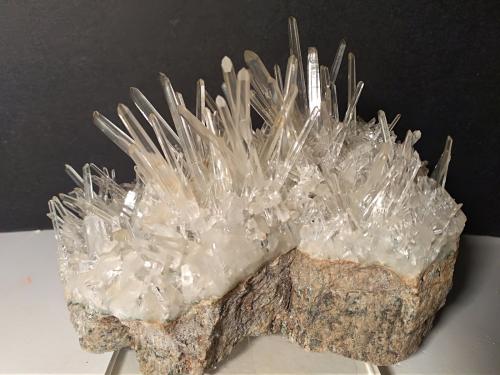 Quartz<br />Valle Formazza, Valle Ossola, Provincia Verbano-Cusio-Ossola, Piamonte (Piemonte), Italia<br />115 x 85 mm<br /> (Author: Sante Celiberti)