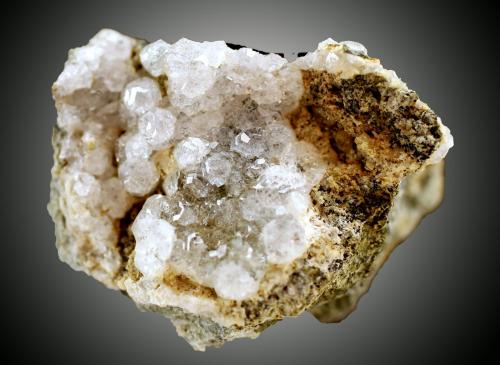 Analcima<br />Cantera de Ofita, Calpe, Comarca Marina Alta, Alicante / Alacant, Comunidad Valenciana / Comunitat Valenciana, España<br />30 x 25 x 20 mm.<br /> (Autor: José Luis Zamora)