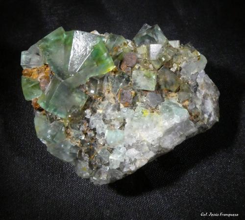 Fluorita.<br />Mina Matagalls (Minas de Sant Marçal), Sant Marçal, Viladrau, Comarca Osona, Gerona / Girona, Cataluña / Catalunya, España<br />45x40 mm.<br /> (Autor: Jesus Franquesa Baucells)