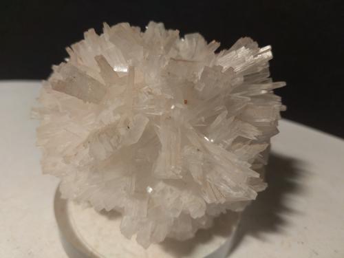 Anhidrita<br />Campiano Mine, Montieri, Grosseto Province, Tuscany, Italy<br />72 x 64 mm<br /> (Autor: Sante Celiberti)