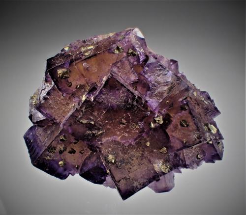 Fluorite, Chalcopyrite<br />Cave-in-Rock Sub-District, Hardin County, Illinois, USA<br />70 mm x 65 mm x 30 mm<br /> (Author: Don Lum)