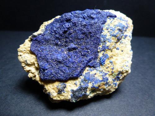 Azurita<br />La Estrella Mine, Pardos, Comarca Señorío de Molina-Alto Tajo, Guadalajara, Castilla-La Mancha, Spain<br />6 x 5 cm.<br /> (Autor: javier ruiz martin)