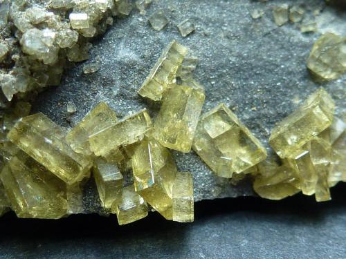 Barita<br />Meikle Mine, Bootstrap District, Elko County, Nevada, USA<br />2,5 x 1,2 cm.<br /> (Autor: javier ruiz martin)