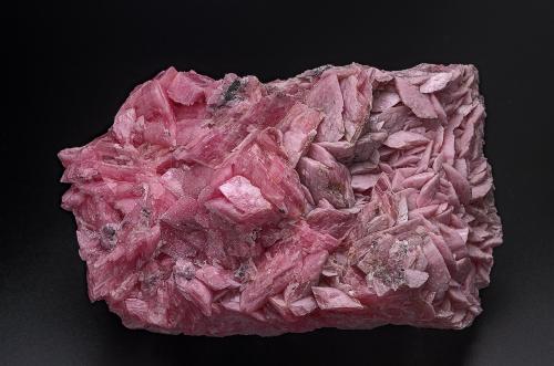 Rhodochrosite, Quartz<br />Mina Inakuraishi, Furubira, Península Shakotan, Subprefectura Shiribeshi, Hokkaidō, Japón<br />12.1 x 7.8 cm<br /> (Author: am mizunaka)