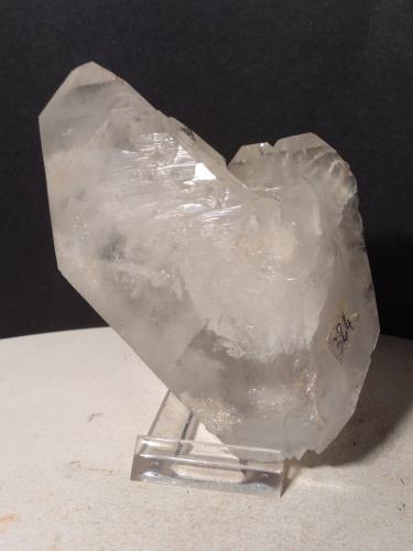 Quartz<br />Monte Bianco Massif (Mont Blanc Massif), Italy<br />125 x 82 mm<br /> (Author: Sante Celiberti)