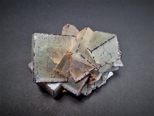 Fluorite<br />Qinglong Mine, Dachang, Qinglong, Qianxi'nan Autonomous Prefecture, Guizhou Province, China<br />69 mm x 55 mm x 37 mm<br /> (Author: Don Lum)