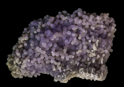 Quartz (variety chalcedony)<br />Mamuju area, Sulawesi Barat Province, Indonesia<br />95 x 66 x 45 mm<br /> (Author: Rob Schnerr)