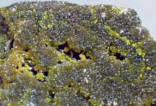 Mimetita y Galena<br />Atrevida Mine, Vimbodí i Poblet, Comarca Conca de Barberà, Tarragona, Catalonia / Catalunya, Spain<br />Medida: 3,1 x 1,9 x 1,3 cms<br /> (Autor: Joan Martinez Bruguera)