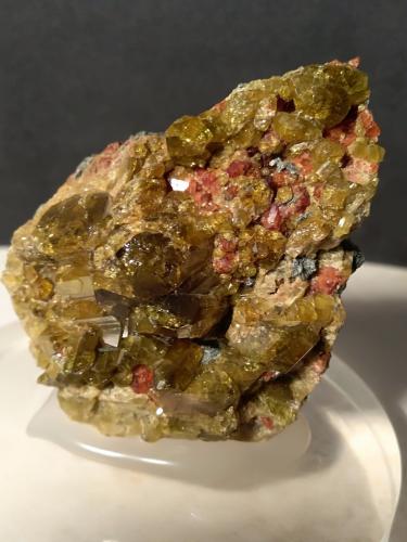 Epidote, Grossular (variety hessonite), Clinochlore<br />Falin Lake, Usseglio, Val di Viù / Viù Valley, Lanzo Valleys (Valli di Lanzo), Metropolitan City of Turin Province, Piedmont (Piemonte), Italy<br />45 x 40 mm<br /> (Author: Sante Celiberti)