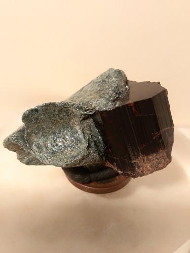 Vesuvianite<br />Punta Cristalliera, Roure, Provincia Ciudad metropolitana de Turín, Piamonte (Piemonte), Italia<br />37 x 24 mm<br /> (Author: Sante Celiberti)