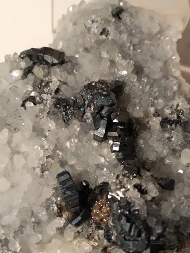 Bournonita, Cuarzo<br />Víboras Mine, Machacamarca, Machacamarca District, Cornelio Saavedra Province, Potosí Department, Bolivia<br />64 x 61 mm<br /> (Autor: Sante Celiberti)