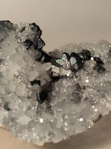 Bournonita, Cuarzo<br />Víboras Mine, Machacamarca, Machacamarca District, Cornelio Saavedra Province, Potosí Department, Bolivia<br />64 x 61 mm<br /> (Autor: Sante Celiberti)