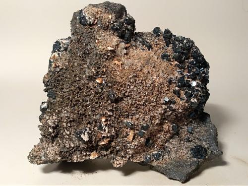 Bournonita, Pirita<br />Baia Sprie Mine, Baia Sprie, Maramures, Romania<br />148 x 143 mm<br /> (Autor: Sante Celiberti)