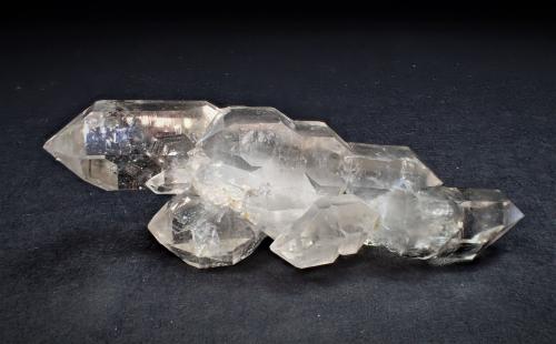 Quartz<br />Provincia Yunnan, China<br />55 mm x 19 mm x 12 mm<br /> (Author: Don Lum)