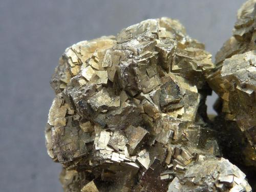 Pirita<br />El Cobre vein, El Cobre-Igualdad-Matacabras group of mines, Matacabras-Dehesa de las Yeguas, Bailén-Guarromán-Linares, Comarca Sierra Morena, Jaén, Andalusia, Spain<br />7 x 5 cm.<br /> (Autor: javier ruiz martin)