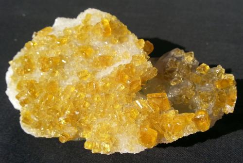 Baryte on Quartz and Fluorite<br />Xiefang Mine, Ruijin, Ganzhou Prefecture, Jiangxi Province, China<br />10 x 6 cm<br /> (Author: Volkmar Stingl)
