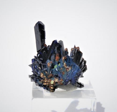 Azurite<br />Touissit mining area, Touissit District, Jerada Province, Oriental Region, Morocco<br />40mm x 30mm x 30mm<br /> (Author: Philippe Durand)