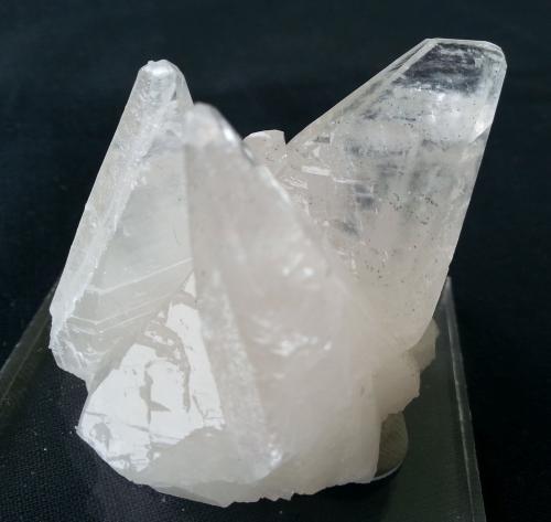 Calcite<br />Wuyi tunnel north (construction site), Wuyishan, Nanping Prefecture, Fujian Province, China<br />4,5 x 5 cm<br /> (Author: Volkmar Stingl)