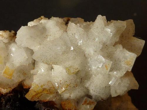 Barita, Pirolusita<br />Marisol Mine, Barranco Las Nogueras, Campos de Golf, Atamaría, Cartagena, Comarca Campo de Cartagena, Region of Murcia (Murcia), Spain<br />6 x 4 cm.<br /> (Autor: javier ruiz martin)
