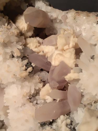 Quartz, Quartz (variety amethystine; variety scepter),  Dolomite, Pyrite, Galena, Sphalerite, Berthierite<br />Gavorrano Mine area, Gavorrano, Grosseto Province, Tuscany, Italy<br />24 x 15 cm<br /> (Author: Sante Celiberti)