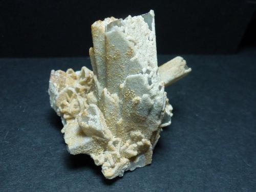 Celestina<br />Concesión Minerama II, Urbanización Puente Tablas, Jaén ciudad, Jaén, Comarca Metropolitana de Jaén, Andalucía, España<br />5 x 4 cm.<br /> (Autor: javier ruiz martin)