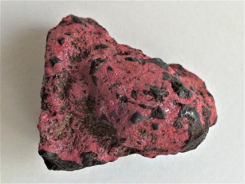 Cinabrio<br />Buferrera Mines, Lagos de Enol, Covadonga, Cangas de Onís, Comarca de Oriente, Principality of Asturias (Asturias), Spain<br />50x40x30 mm<br /> (Autor: Raúl S. Llorente)