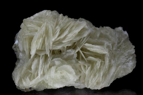 Baryte<br />Andrássy I Mine, Rudabányai Mountains, Rudabánya, Kazincbarcika District, Borsod-Abaúj-Zemplén, Hungary<br />52 x 33 mm<br /> (Author: Gerhard Brandstetter)