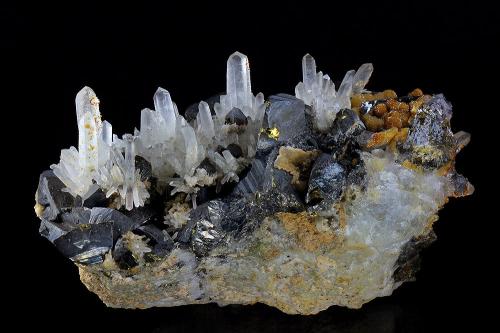 Chalcopyrite on Quartz<br />Banská tiavnica (Schemnitz), Banská tiavnica District, Banská Bystrica Region, Slovak Republic<br />7 x 4 cm<br /> (Author: Gerhard Brandstetter)