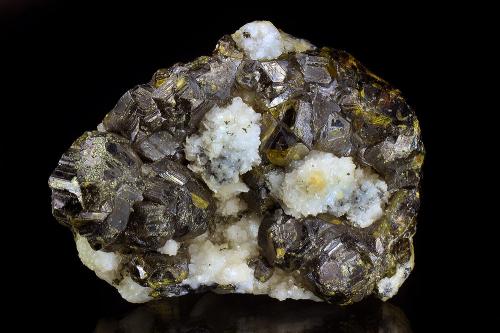 Sphalerite<br />Banská tiavnica (Schemnitz), Distrito Banská tiavnica, Región Banská Bystrica, Eslovaquia<br />60 x 45 mm<br /> (Author: Gerhard Brandstetter)