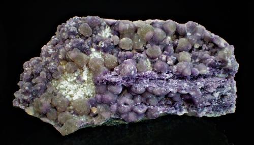 Fluorite<br />Les Rocs Quarry, Buxières-les-Mines, Moulins, Allier, Auvergne-Rhône-Alpes, France<br />92 mm x 50 mm x 47 mm<br /> (Author: Don Lum)