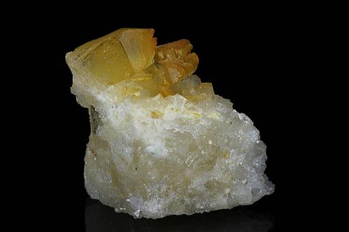 Thomsenolite<br />Ivigtut deposit, Ivittuut, Arsuk Fjord, Sermersooq, Greenland<br />21 x 18 mm<br /> (Author: Gerhard Brandstetter)