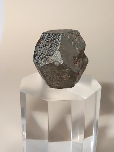 Pyrite<br />Gavorrano Mine, Gavorrano, Grosseto Province, Tuscany, Italy<br />28 x 27 mm<br /> (Author: Sante Celiberti)