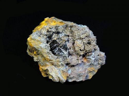 Pirolusita<br />Mina Serra da Mina, Cercal, Santiago do Cacém, Distrito Setúbal , Región Área Metropolitana de Lisboa, Portugal<br />6 x 4 cm.<br /> (Autor: Antonio P. López)
