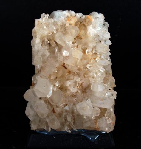 Cuarzo<br />León, Castilla y León, España<br />7 x 5.5 cm<br /> (Autor: Pedro Antonio)