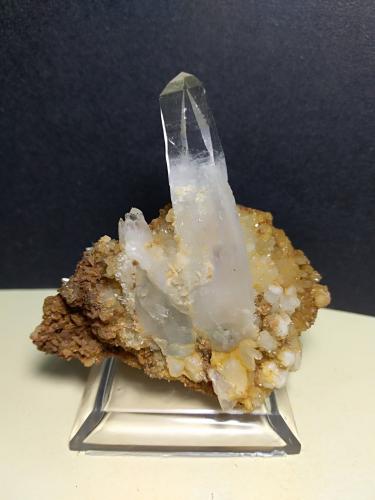 Quartz<br />Campiglia Marittima, Campigliese, Provincia Livorno, Toscana, Italia<br />58 x 55 mm<br /> (Author: Sante Celiberti)